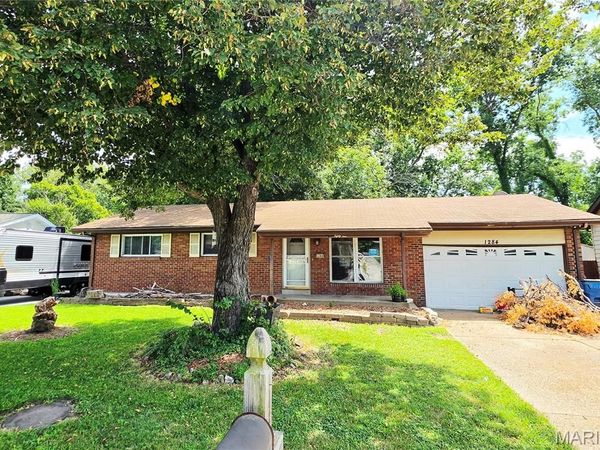 1284 Ballast Point Drive , Arnold, MO 63010