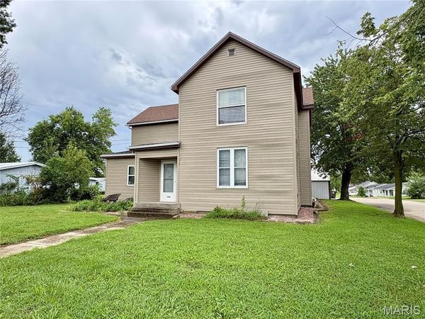 1145 W Saint Joseph Street , Perryville, MO 63775