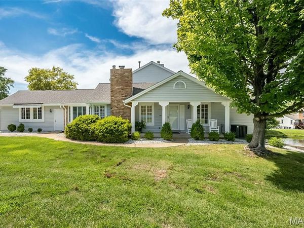 2362 Claymoor Drive, Chesterfield, MO 63017