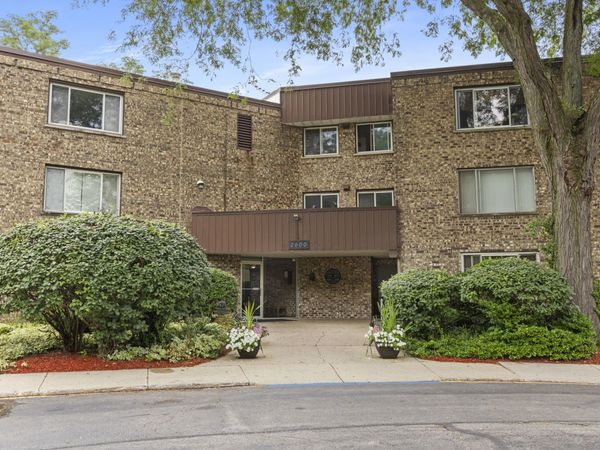 2600 Brookwood Way Drive , Unit 209, Rolling Meadows, IL 60008