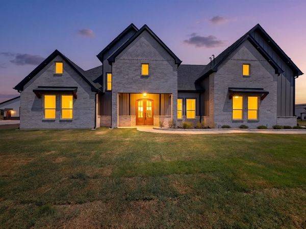 204 County Road 4615, Wolfe City, TX 75496