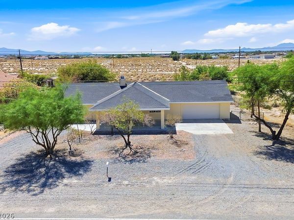 819 Mount Charleston Drive, Pahrump, NV 89048