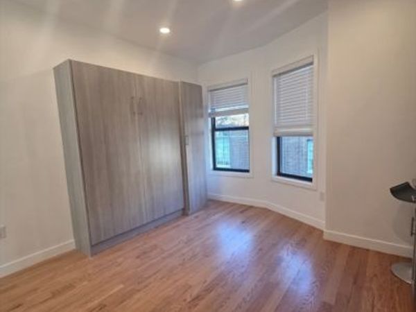 165 Hawthorne Street, Unit 202, Chelsea, MA 02150