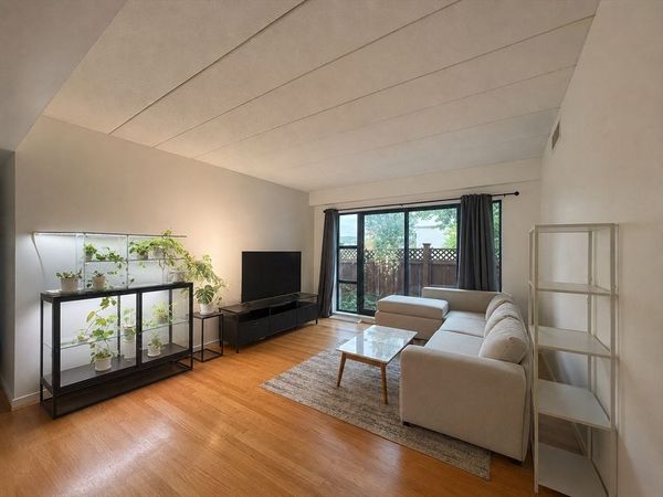170 Gore Street, Unit 107, Cambridge, MA 02141