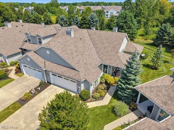 568 Hyannis Port Circle, Avon Lake, OH 44012
