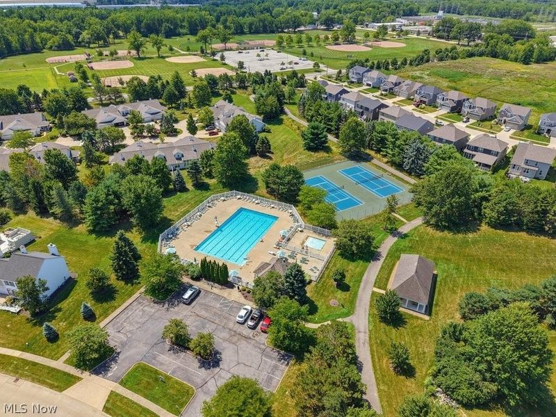 568 Hyannis Port Circle, Avon Lake, OH 44012 Photo 34