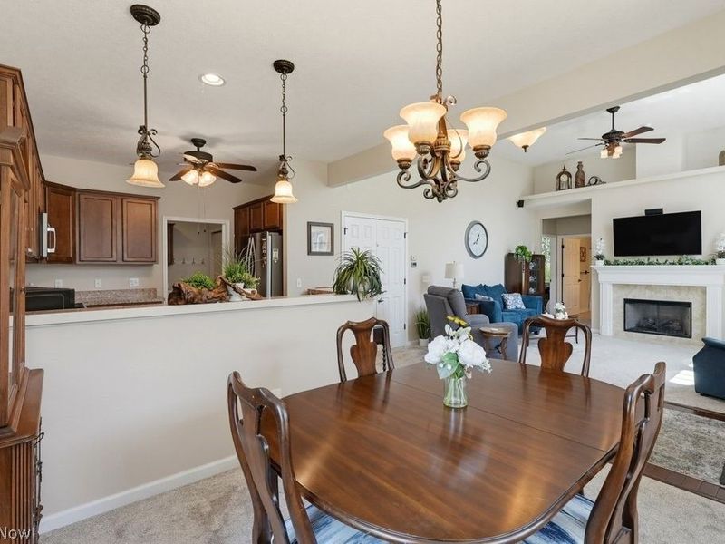 568 Hyannis Port Circle, Avon Lake, OH 44012 Photo 7