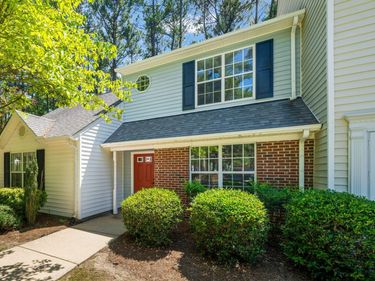 5551 Fieldcross Court, Raleigh, NC 27610