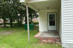 1819 Gilbert Ln. photo 4