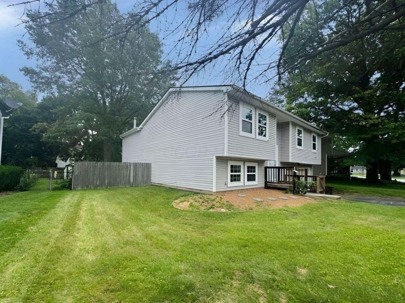 3802 Danube Drive, Groveport, OH 43125 Photo 3