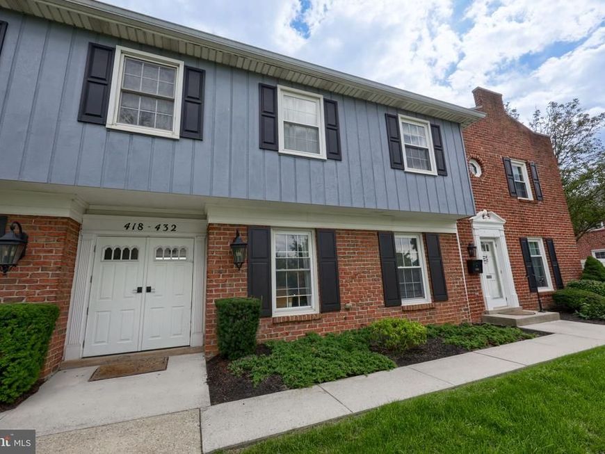 430 W Chocolate Avenue, Hershey, PA 17033 Main Photo