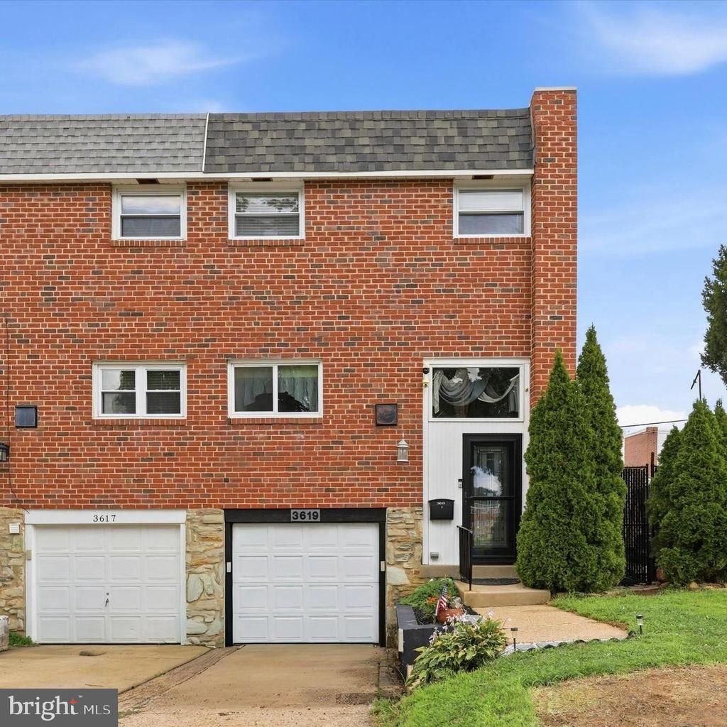 3619 Morrell Circle, Philadelphia, PA 19114 Main Photo