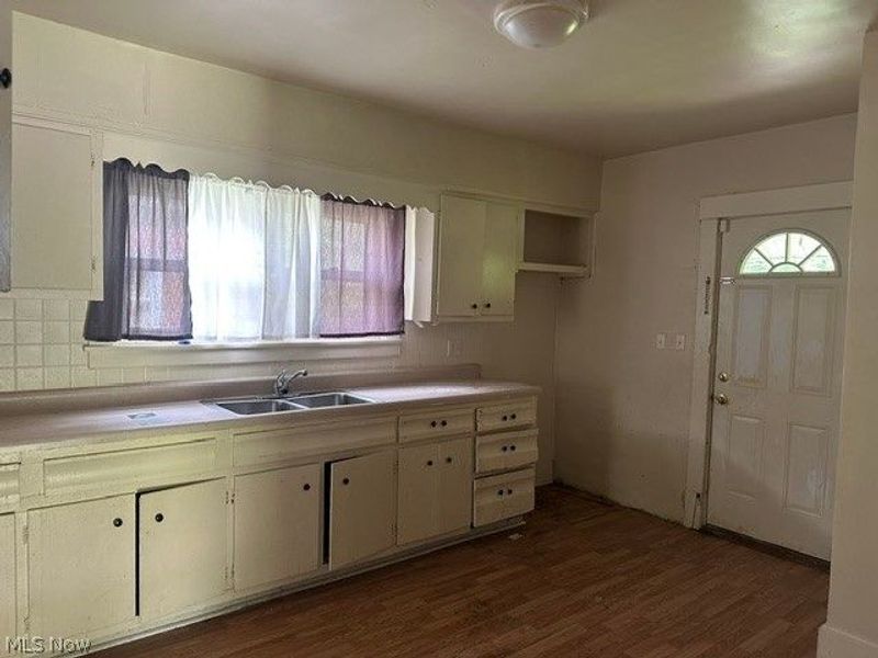 405 Drake Avenue , Youngstown, OH 44505 Photo 7
