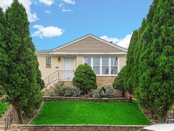 2632 N Merrimac Avenue , Chicago, IL 60639