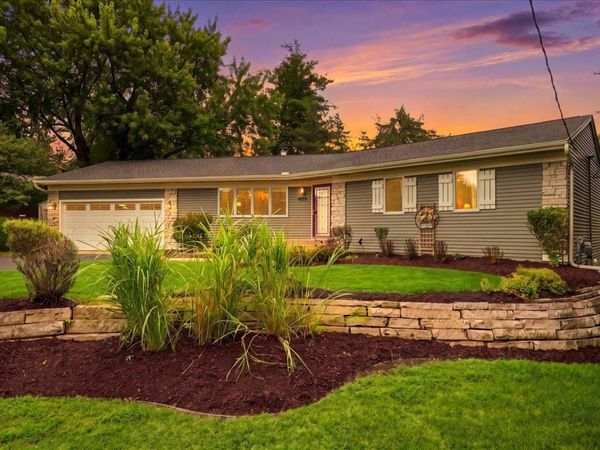 57 Quamwell Avenue S, Lakeland, MN 55043