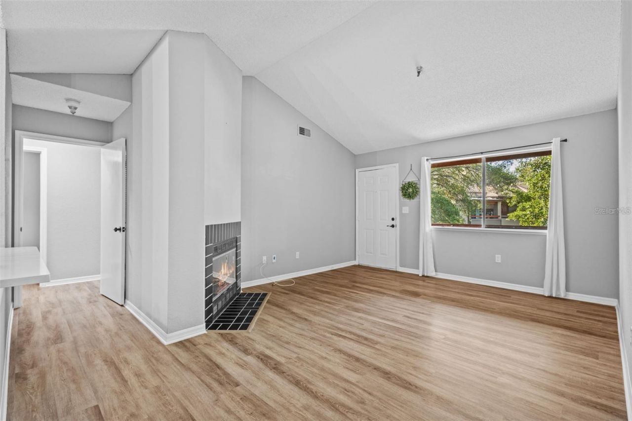 10265 Gandy Boulevard N, Unit 1406, Saint Petersburg, FL 33702 Photo