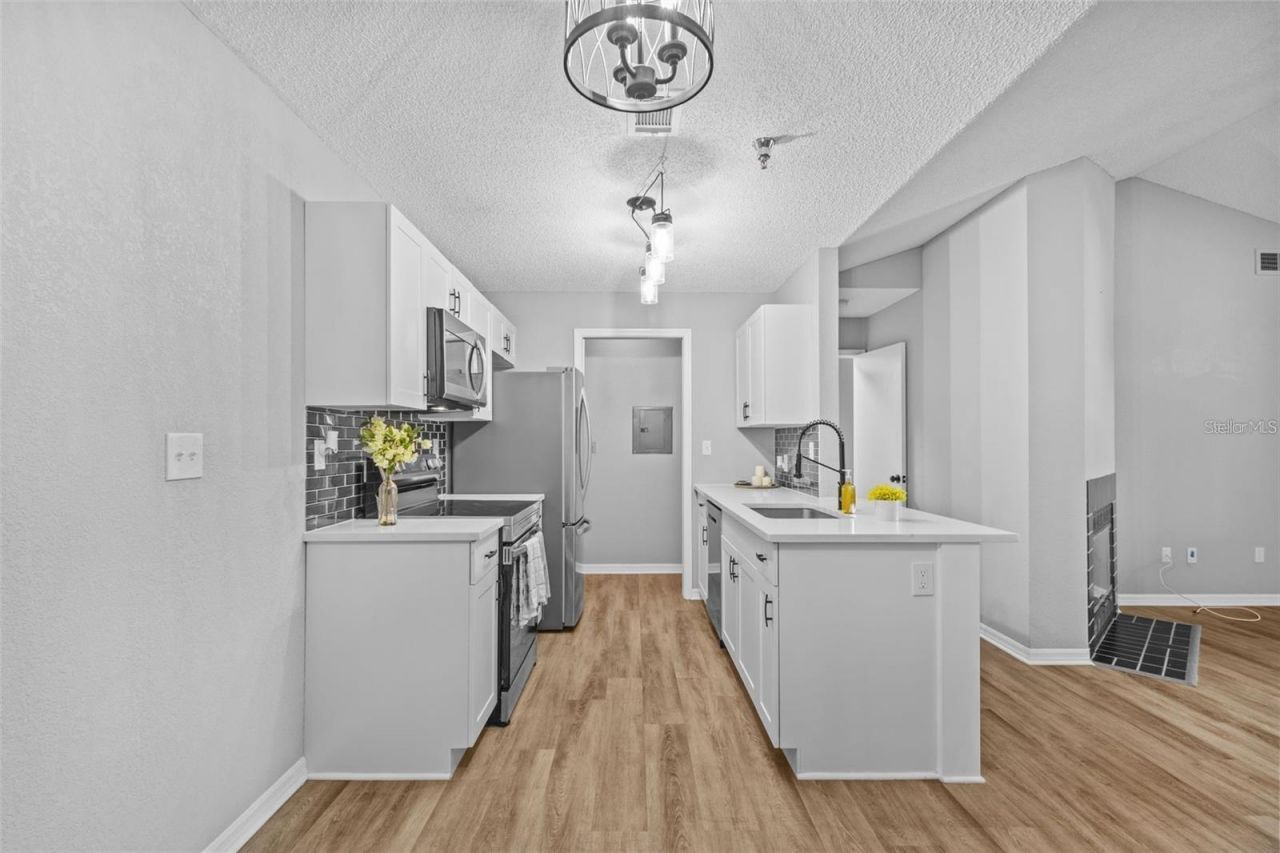 10265 Gandy Boulevard N, Unit 1406, Saint Petersburg, FL 33702 Photo