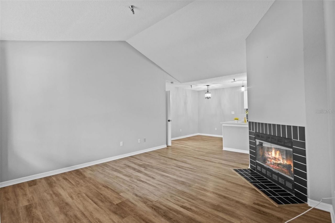 10265 Gandy Boulevard N, Unit 1406, Saint Petersburg, FL 33702 Photo