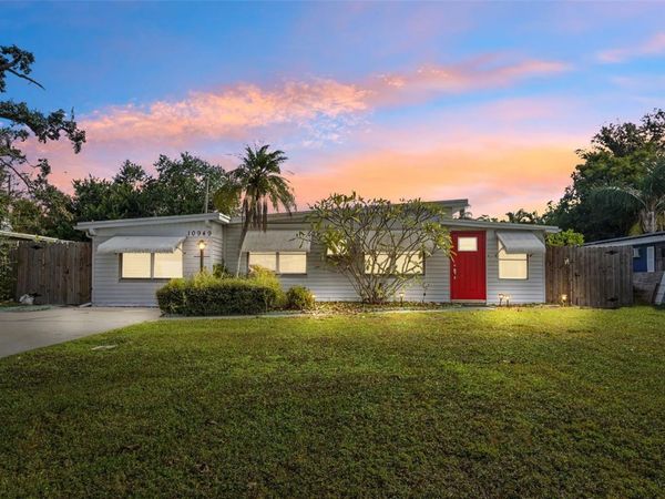 10949 105TH STREET , LARGO, FL 33773