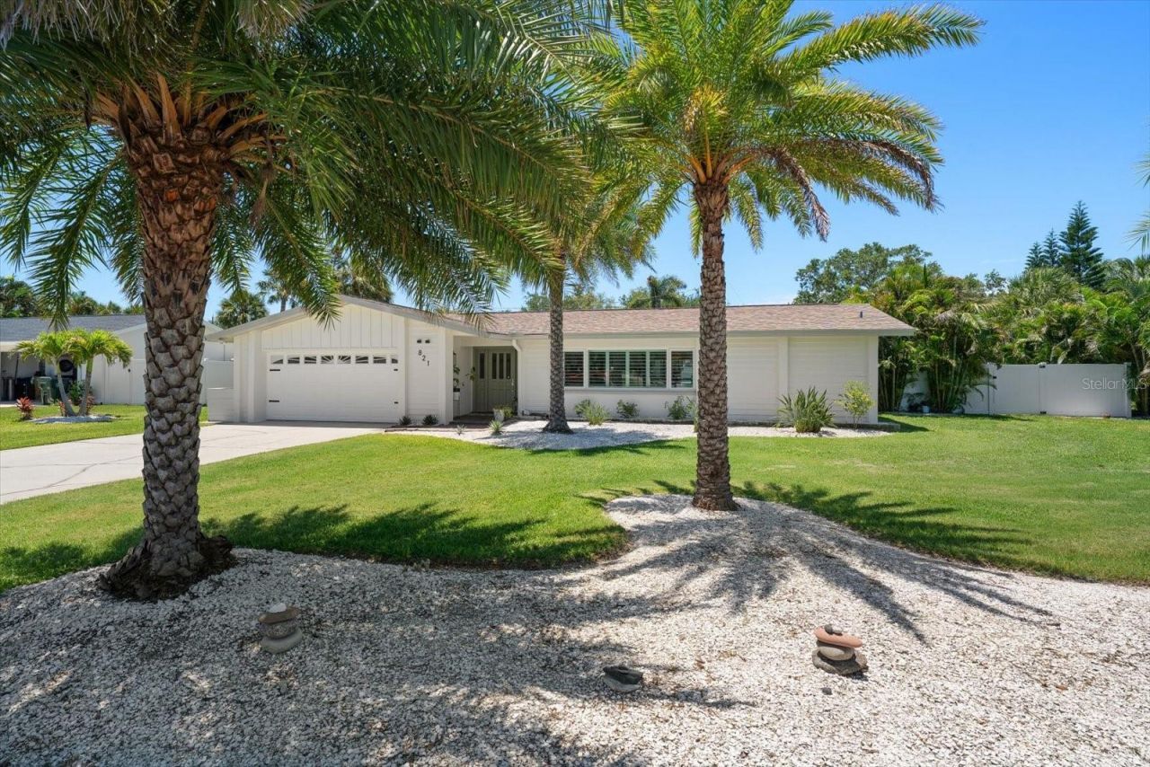 821 Jacaranda Drive, Largo, FL 33770 Photo