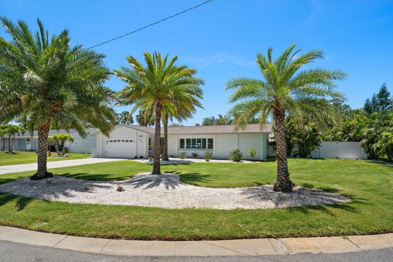 821 Jacaranda Drive, Largo, FL 33770 Photo