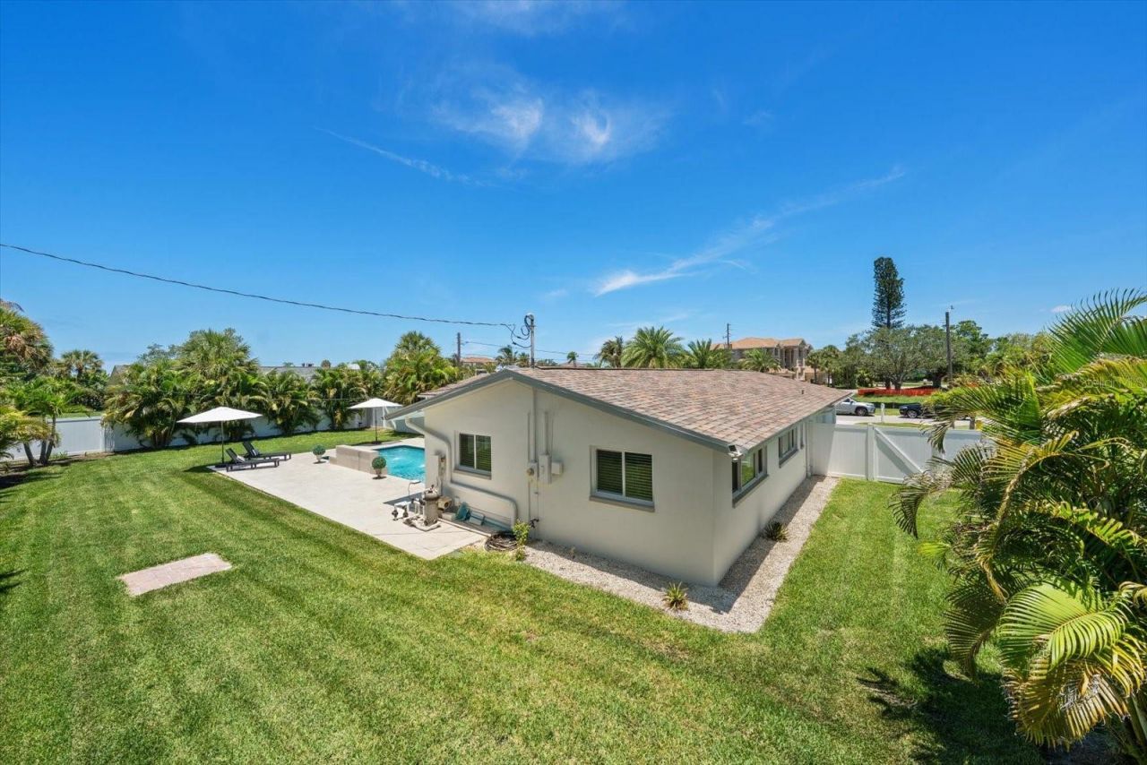 821 Jacaranda Drive, Largo, FL 33770 Photo