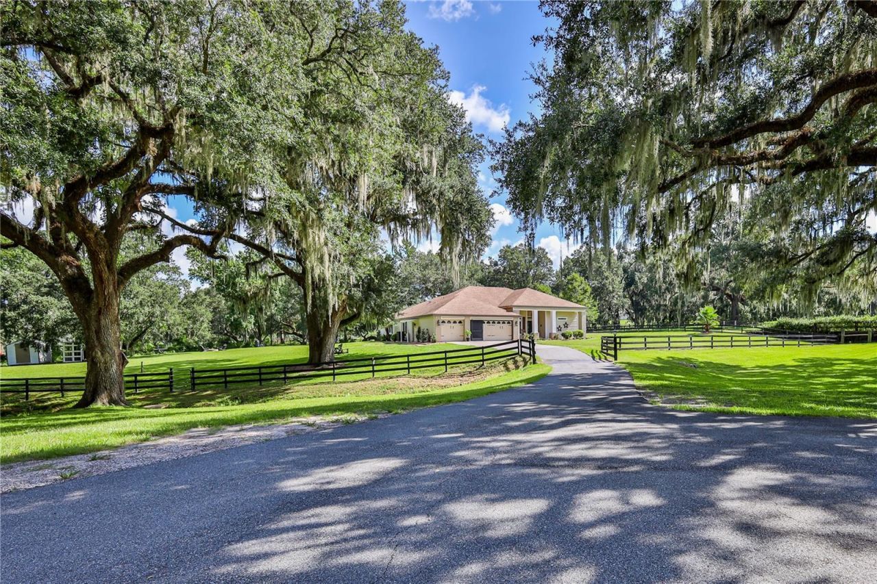 23025 Hayman Road, Brooksville, FL 34602 Photo