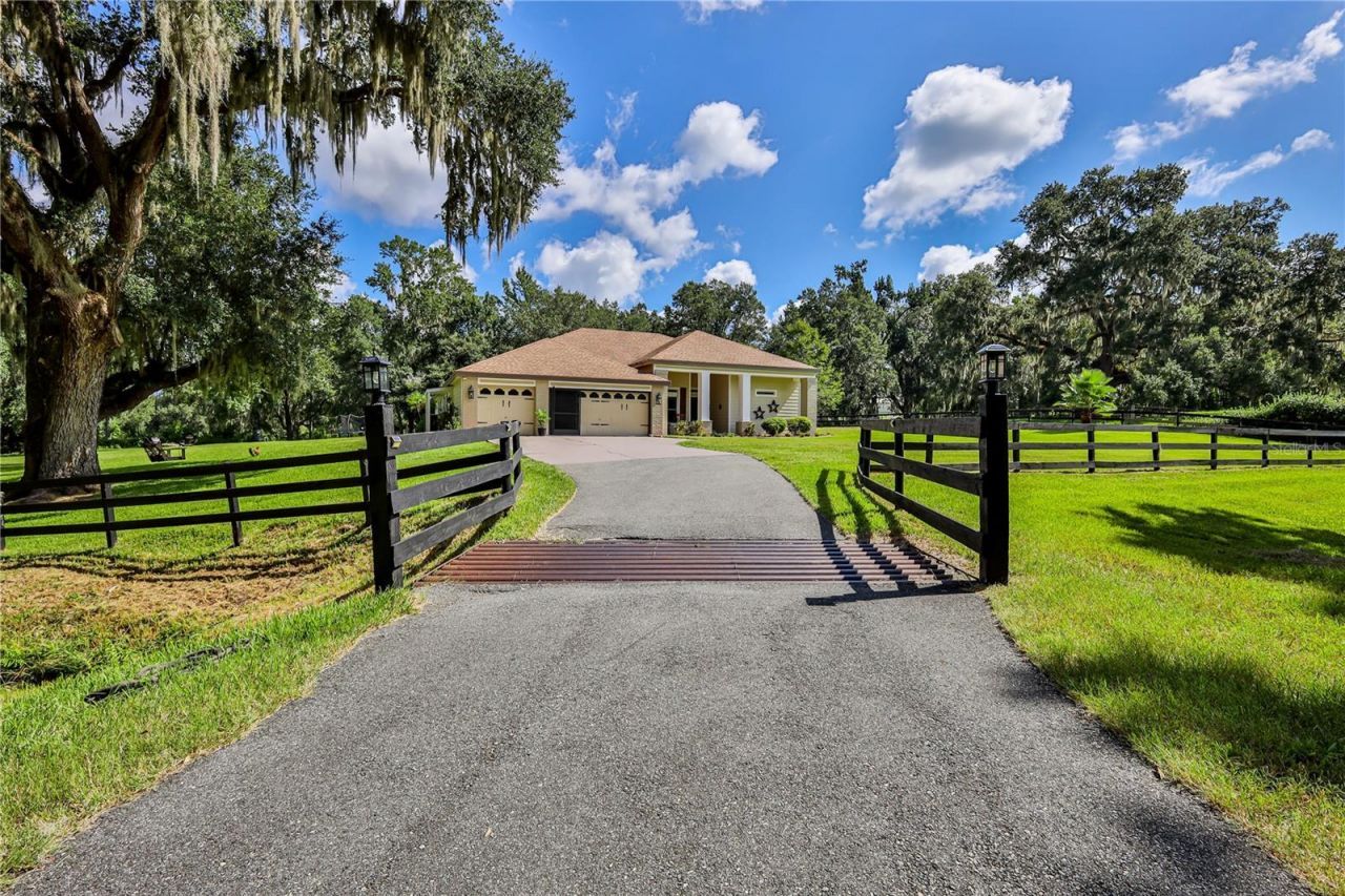 23025 Hayman Road, Brooksville, FL 34602 Photo