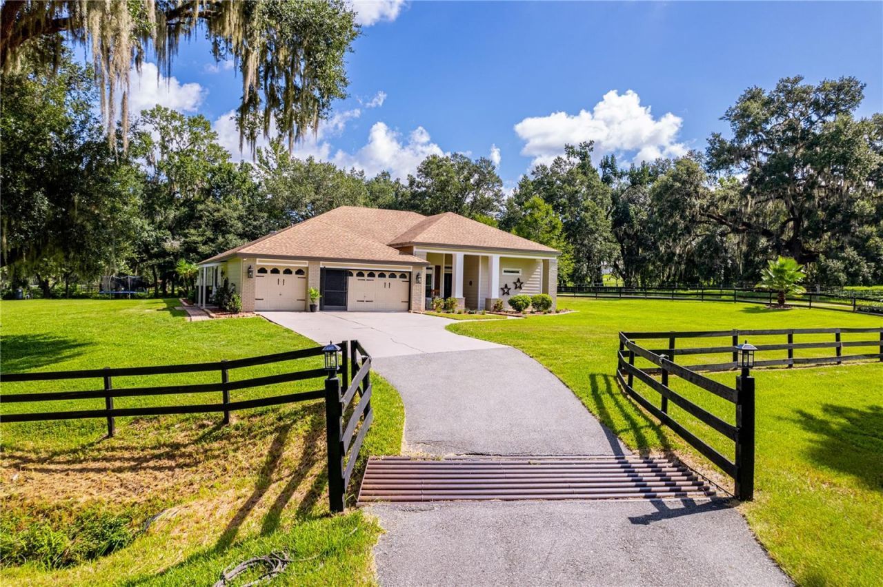 23025 Hayman Road, Brooksville, FL 34602 Photo