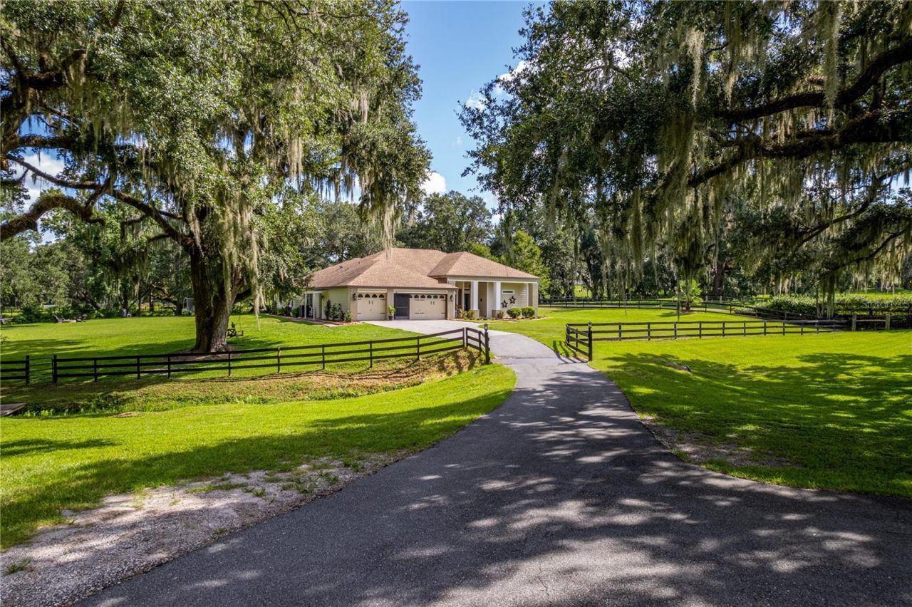 23025 Hayman Road, Brooksville, FL 34602 Photo