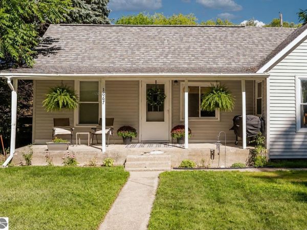 1667 Ewing Street, Traverse City, MI 49637