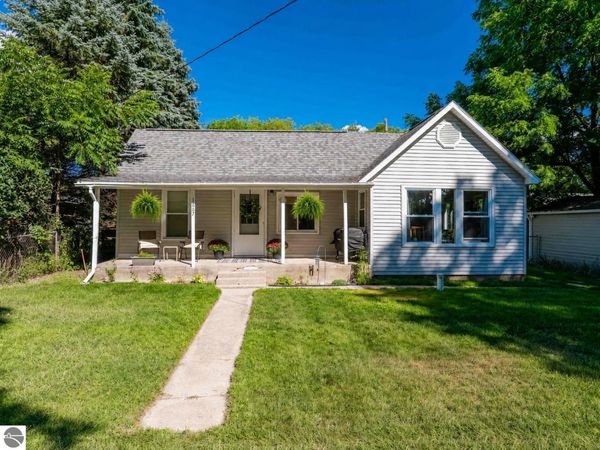 1667 Ewing Street, Grawn, MI 49637