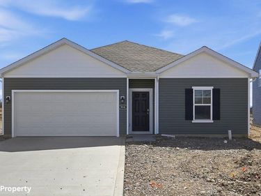 1241 Sherwood Loop , Bellefontaine, OH 43311