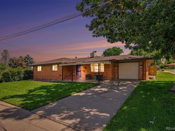 645 S Washington Circle , Englewood, CO 80113