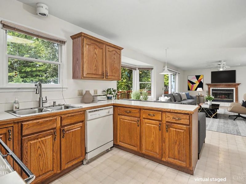716 Winding Brook Drive, Oxford, OH 45056 Photo 7