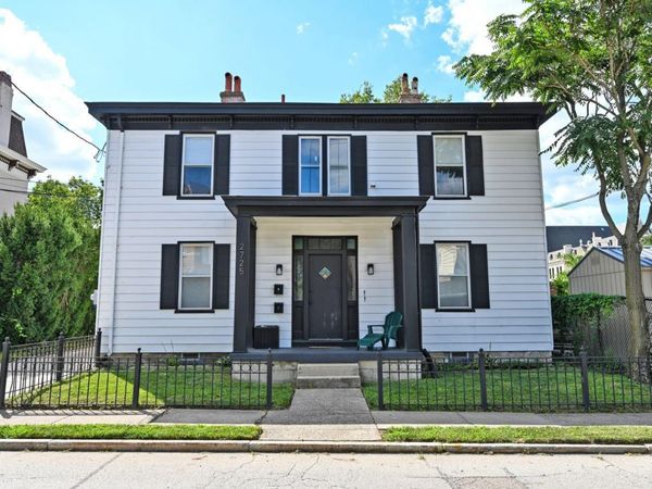 2725 Hackberry Street, Cincinnati, OH 45206