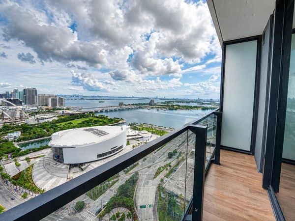 Unit 3305, Miami, FL 33132