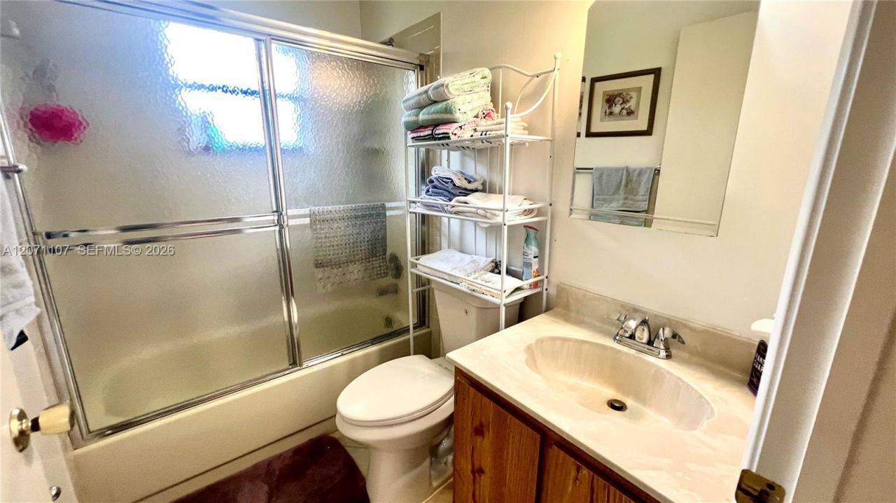 5437 Mendoza St , West Palm Beach, FL 33415 Photo