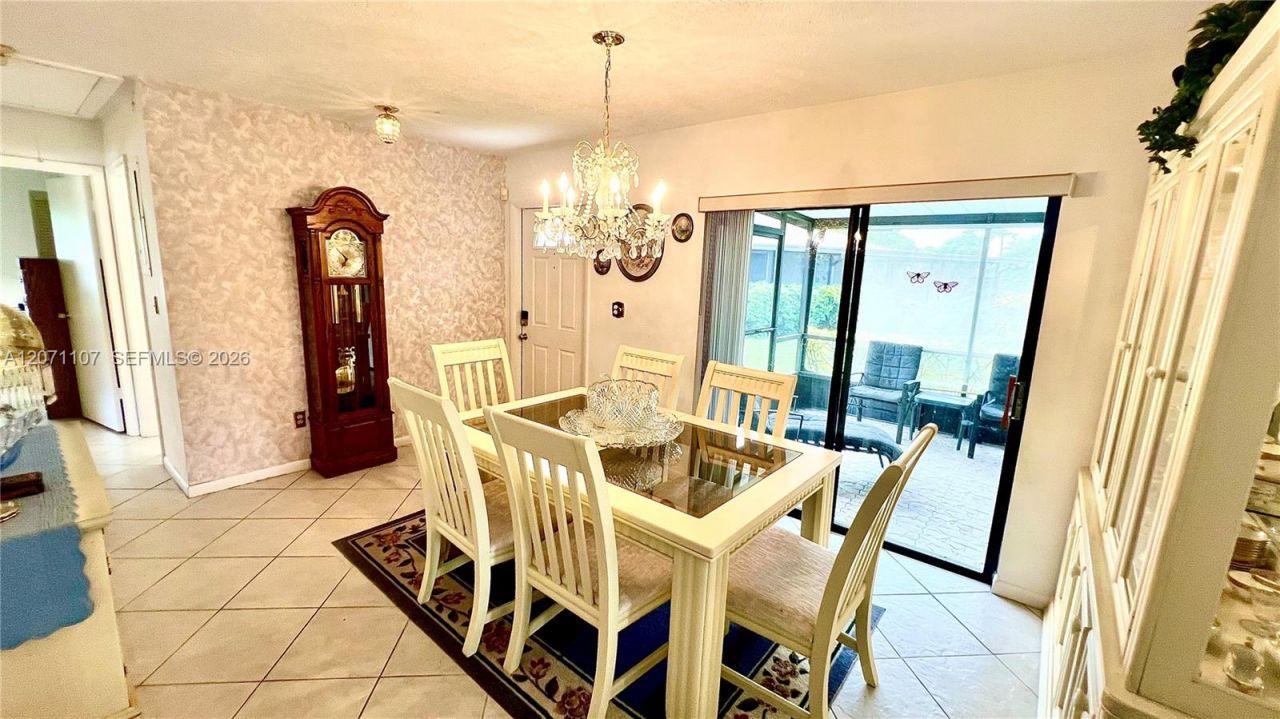 5437 Mendoza St , West Palm Beach, FL 33415 Photo