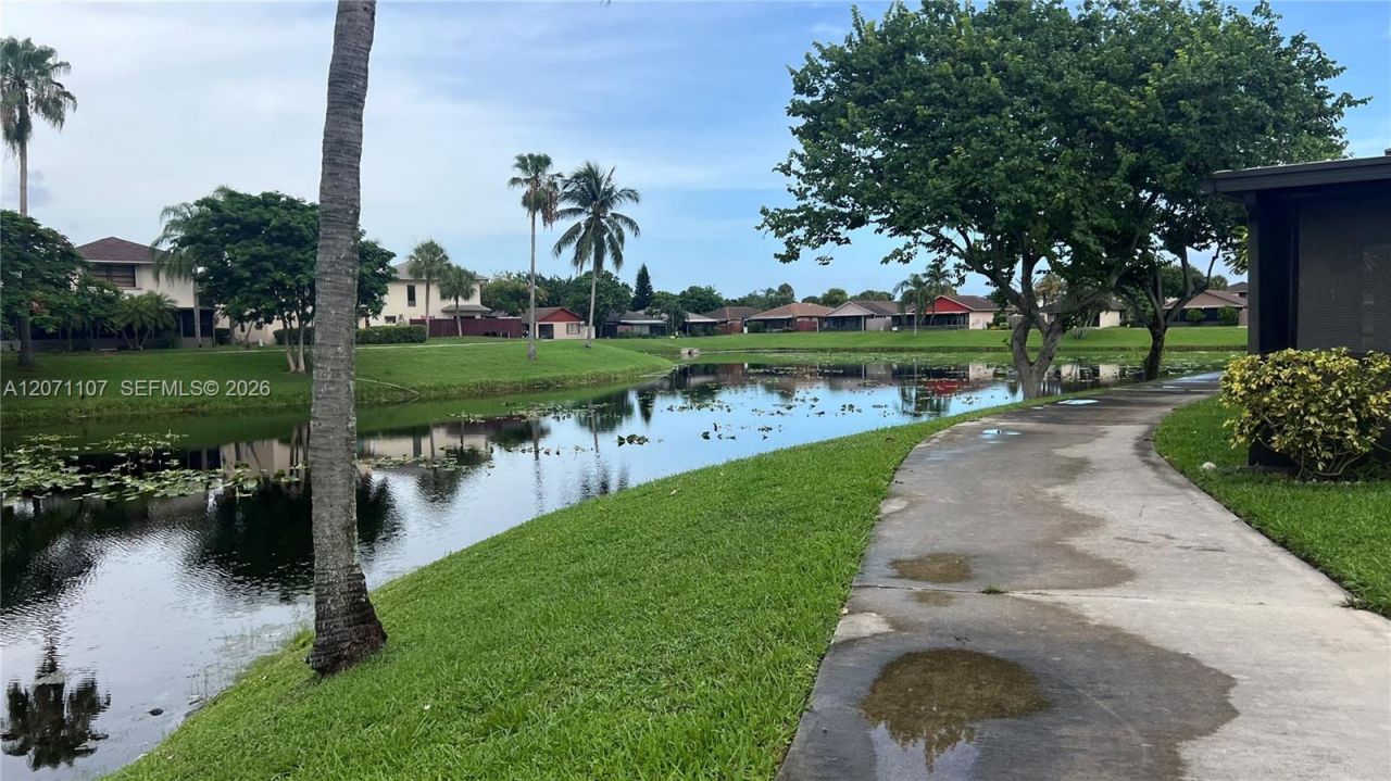 5437 Mendoza St , West Palm Beach, FL 33415 Photo