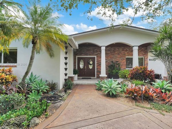 8220 SW 162nd St , Palmetto Bay, FL 33157