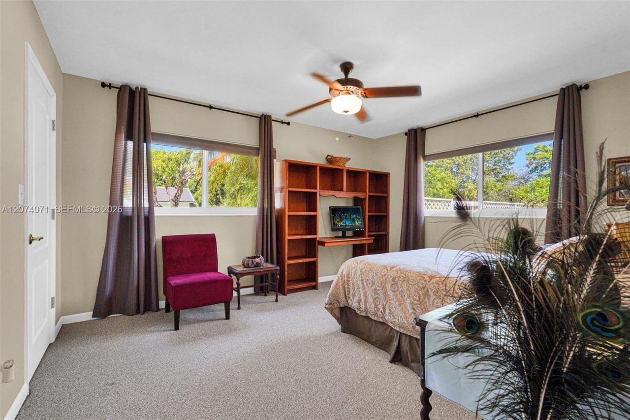 8220 SW 162nd St , Palmetto Bay, FL 33157 Photo