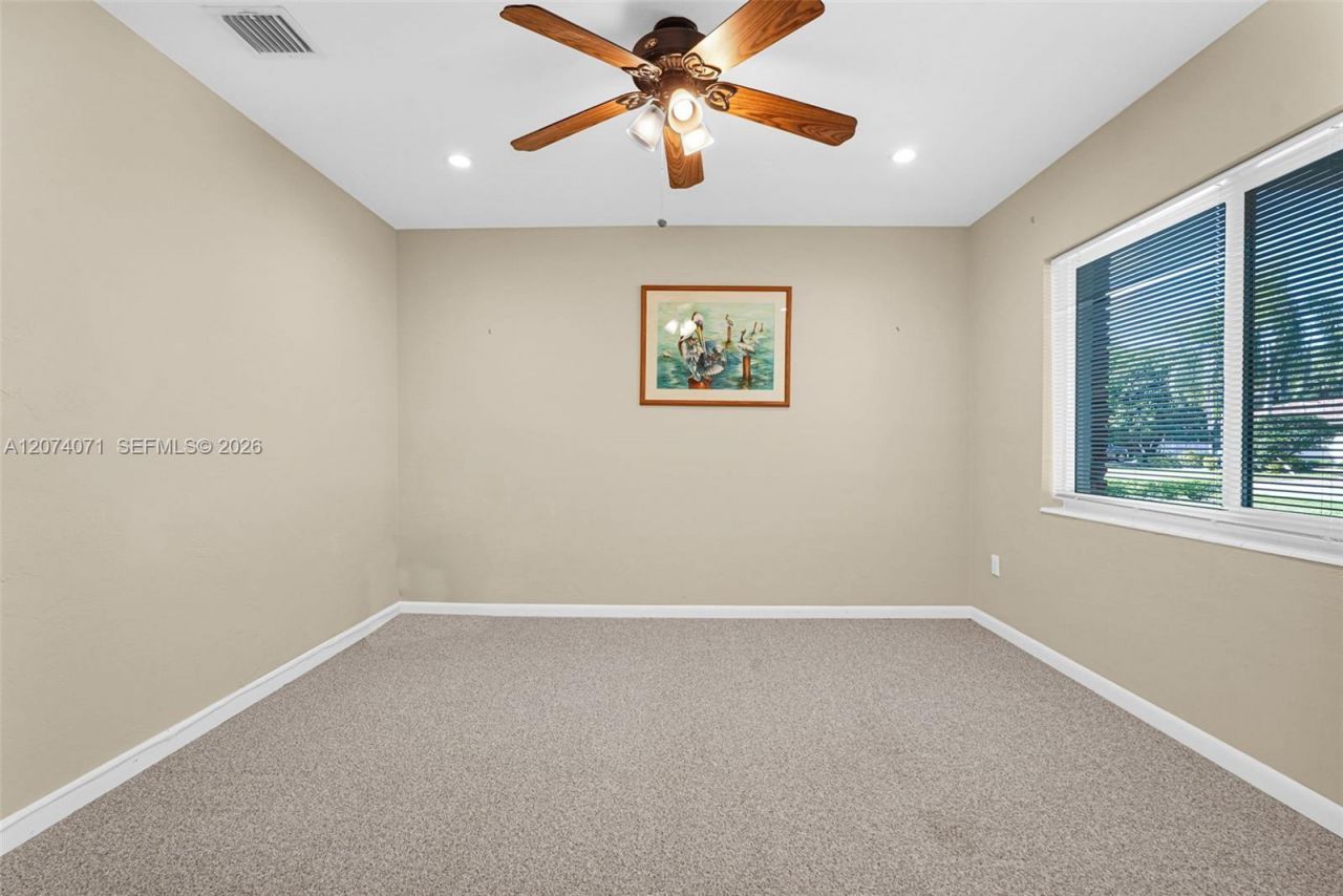 8220 SW 162nd St , Palmetto Bay, FL 33157 Photo