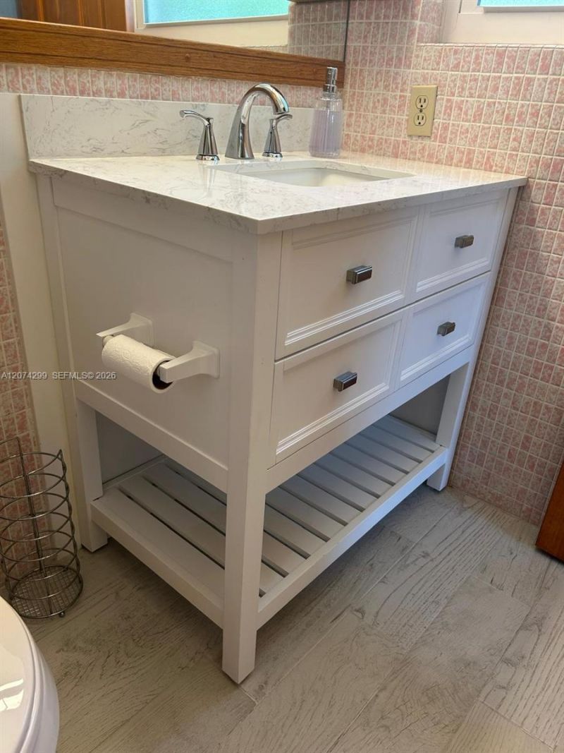 Please Call For Address, Unit A, Pembroke Pines, FL 33024 Photo