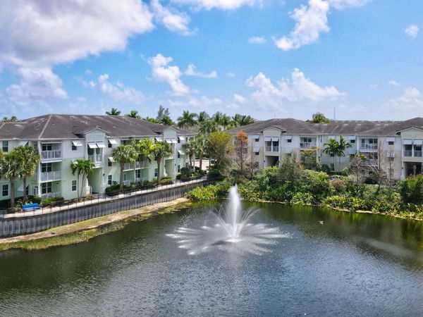 3607 High Ridge Road, Unit 207, Boynton Beach, FL 33426