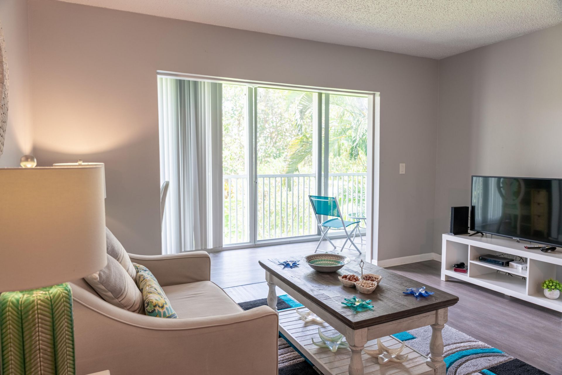 4 Abbey Lane, Unit 208, Delray Beach, FL 33446 Photo