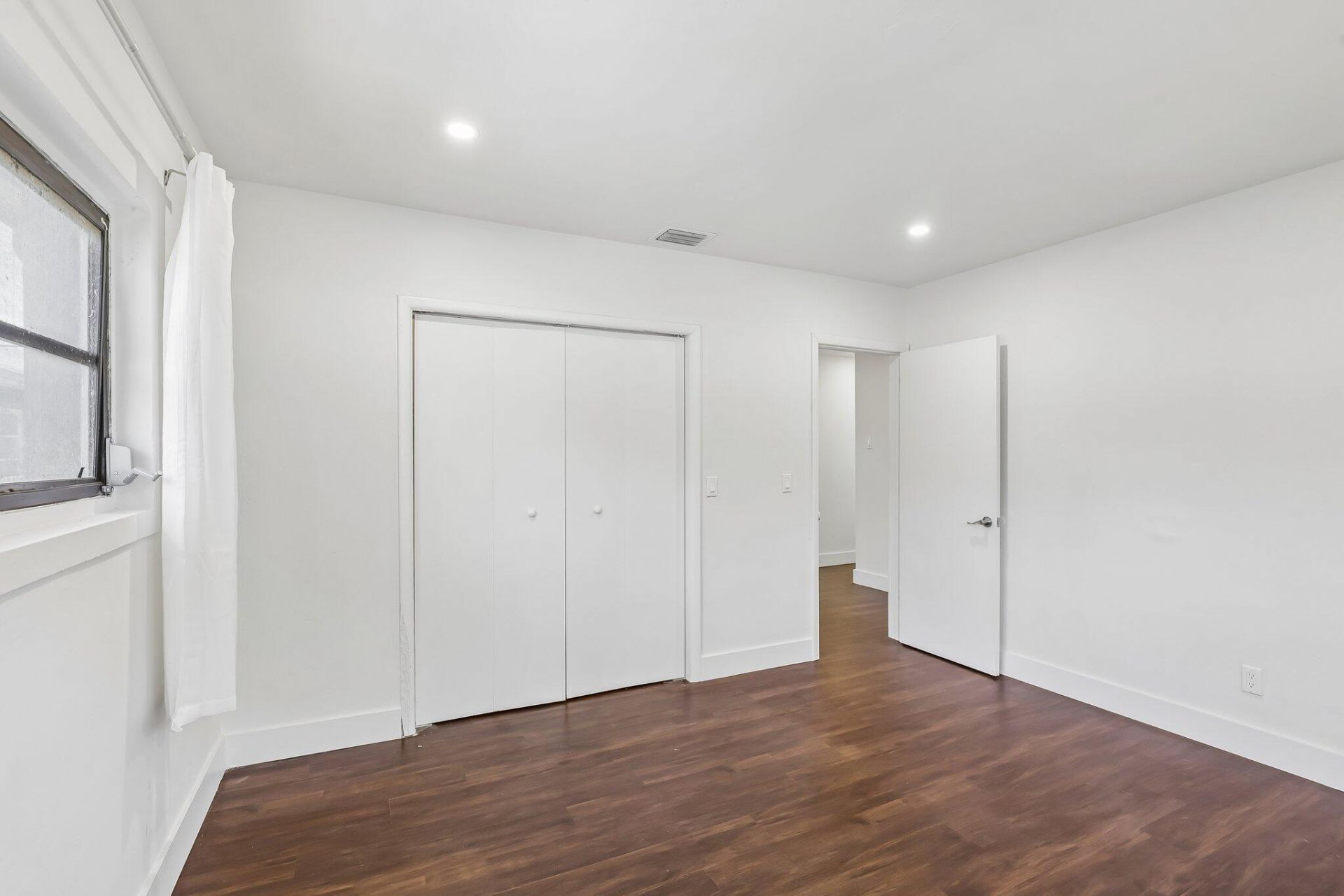 1040 NW 149th Street, Miami, FL 33168 Photo