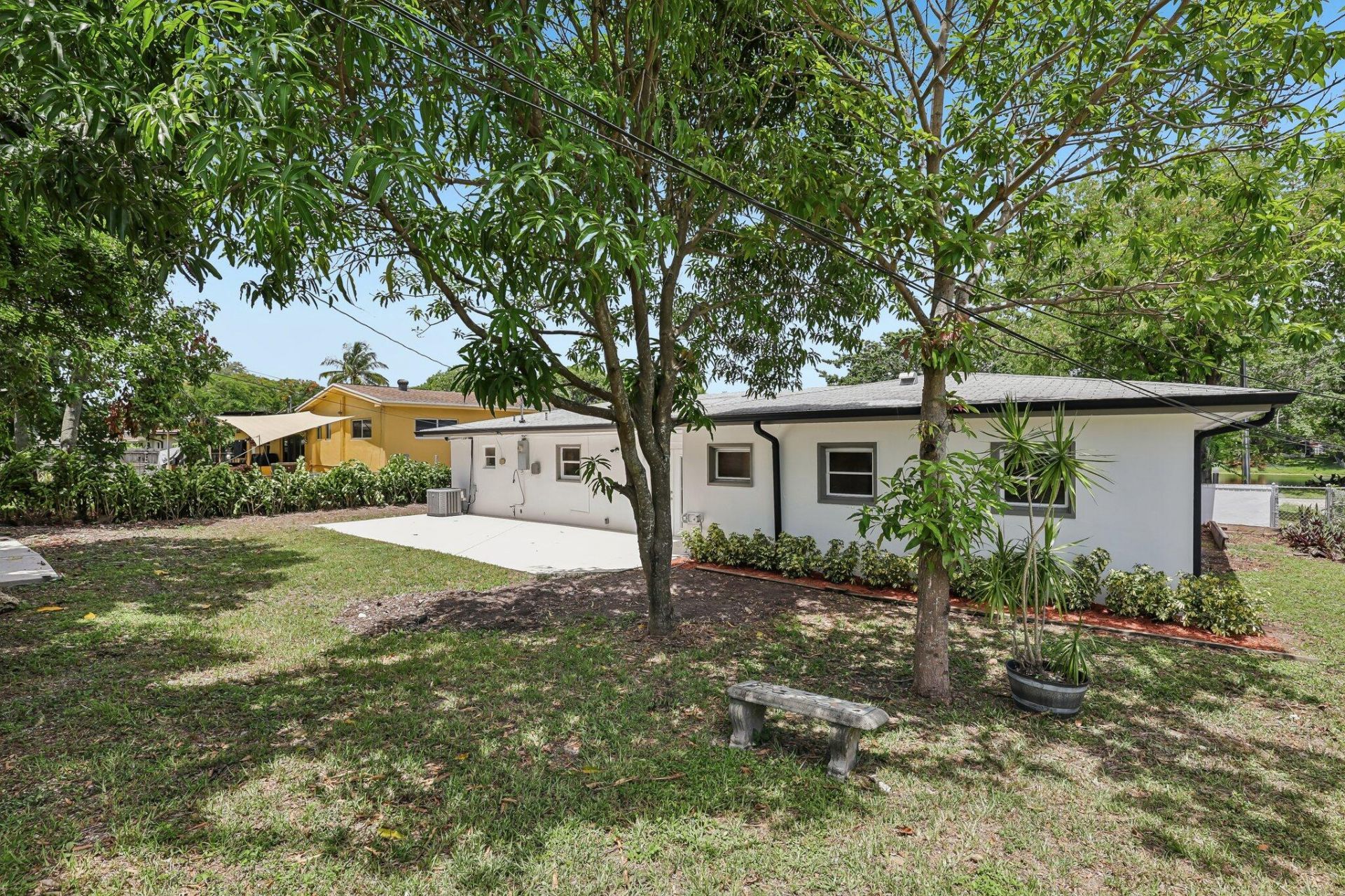 1040 NW 149th Street, Miami, FL 33168 Photo