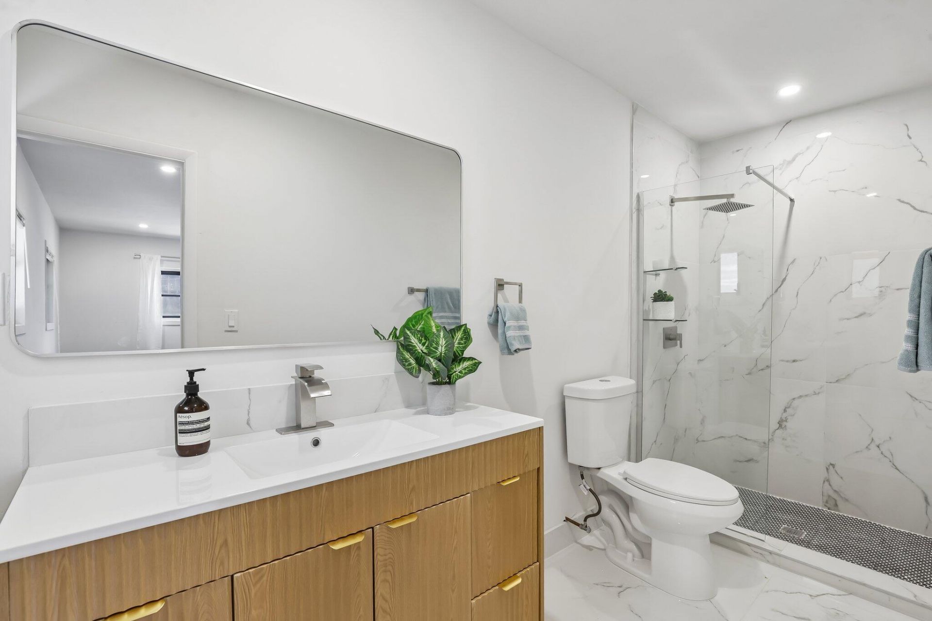 1040 NW 149th Street, Miami, FL 33168 Photo