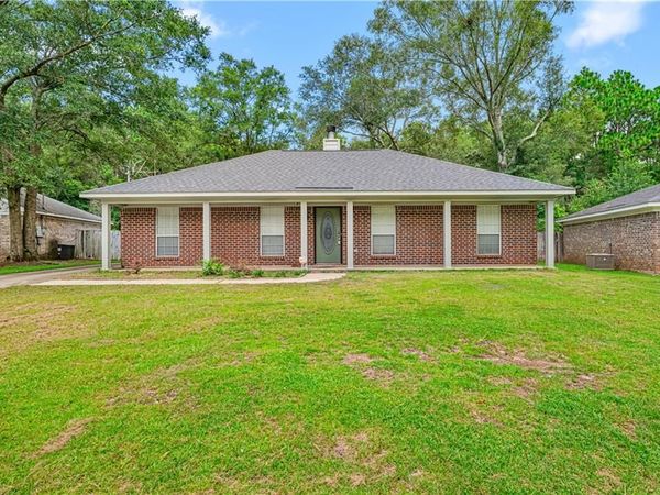 6332 Woodside Drive N, Theodore, AL 36582